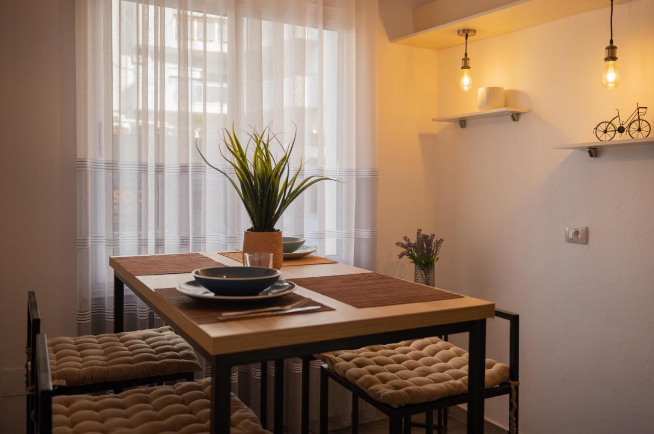 Blloku Area Modern App - The Nest Apartment Tirana Exterior foto