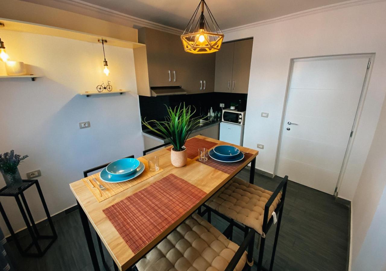Blloku Area Modern App - The Nest Apartment Tirana Exterior foto